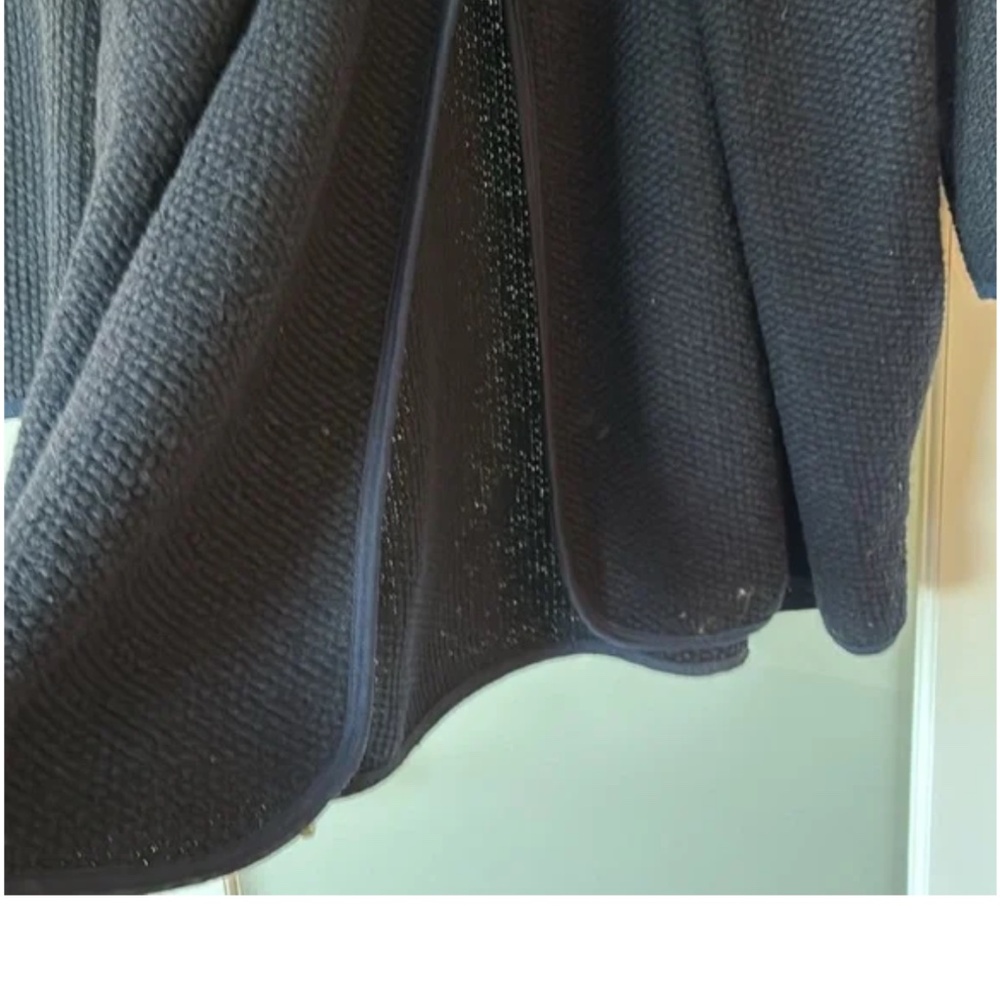 Long navy 80% wool Scandinavian style sweater - Picture 4 of 7